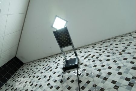 Casa à venda com 216m², 3 quartos e 3 vagasChuveiro