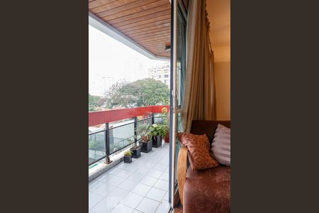 Sacada de apartamento para alugar com 3 quartos, 117m² em Pinheiros, São Paulo