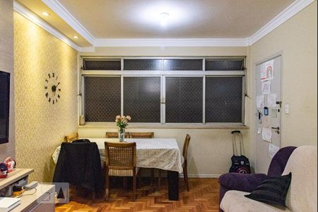 Apartamento à venda com 103m², 3 quartos e sem vagaSala