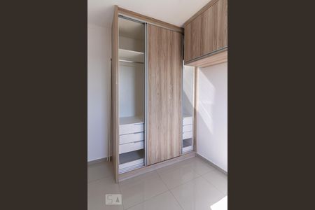 Apartamento à venda com 45m², 2 quartos e 1 vagaQuarto 2 - Armários