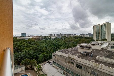 Vista da Varanda da Sala de apartamento à venda com 1 quarto, 47m² em Camorim, Rio de Janeiro