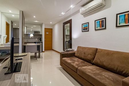 Sala/Cozinha de apartamento à venda com 1 quarto, 47m² em Camorim, Rio de Janeiro