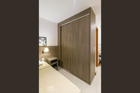 Apartamento à venda com 47m², 1 quarto e 1 vagaQuarto - Armário