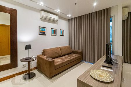 Sala de apartamento à venda com 1 quarto, 47m² em Camorim, Rio de Janeiro