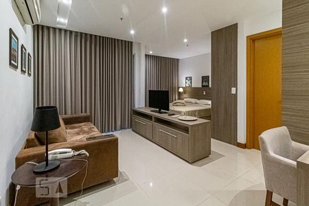 Sala/Quarto de apartamento à venda com 1 quarto, 47m² em Camorim, Rio de Janeiro