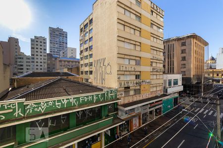 Vista da suíte de apartamento para alugar com 2 quartos, 104m² em Centro, Campinas