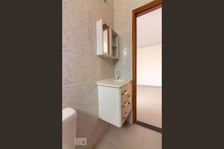 Banheiro de casa para alugar com 1 quarto, 35m² em Bela Vista, Osasco