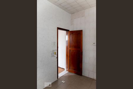 Casa à venda com 328m², 3 quartos e 3 vagas Casa à venda com 328m², 3 quartos e 3 vagasBanheiro da Suite