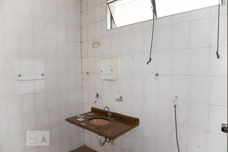 Casa à venda com 328m², 3 quartos e 3 vagas Casa à venda com 328m², 3 quartos e 3 vagasBanheiro da Suite