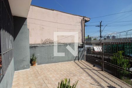 Casa à venda com 328m², 3 quartos e 3 vagas Casa à venda com 328m², 3 quartos e 3 vagasÁrea Externa