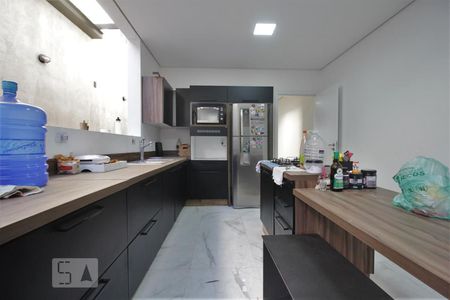 Casa à venda com 138m², 3 quartos e 2 vagasCozinha