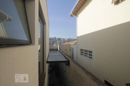 Casa à venda com 138m², 3 quartos e 2 vagasVista da suíte 2