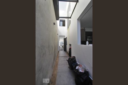 Casa à venda com 138m², 3 quartos e 2 vagasCorredor