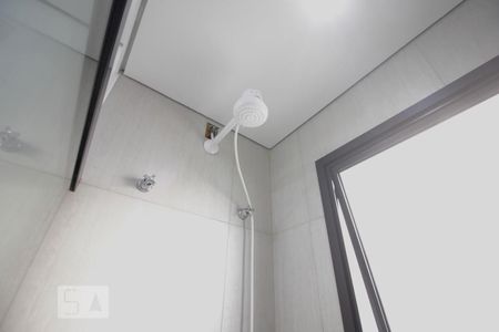 Casa à venda com 138m², 3 quartos e 2 vagasChuveiro