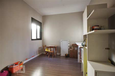 Casa à venda com 138m², 3 quartos e 2 vagasSuíte 2