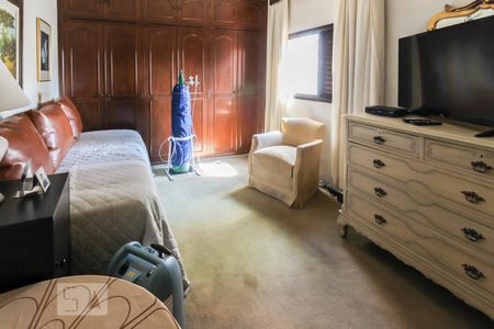 Apartamento à venda com 189m², 4 quartos e 3 vagas Apartamento à venda com 189m², 4 quartos e 3 vagasSuíte 1