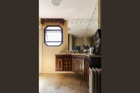 Apartamento à venda com 189m², 4 quartos e 3 vagas Apartamento à venda com 189m², 4 quartos e 3 vagasBanheiro