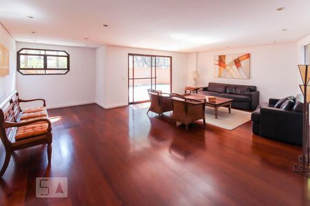 Apartamento à venda com 189m², 4 quartos e 3 vagas Apartamento à venda com 189m², 4 quartos e 3 vagasÁrea comum - Salão de festas