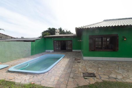 Casa à venda com 225m², 3 quartos e 5 vagasPiscina