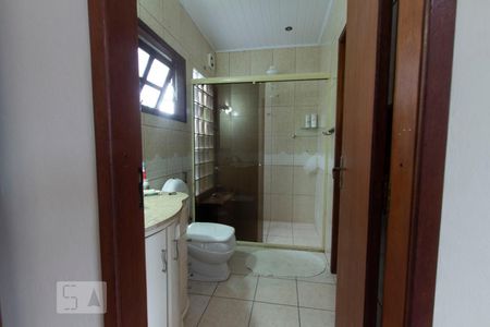 Casa à venda com 225m², 3 quartos e 5 vagasBanheiro da Suíte