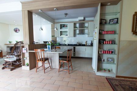 Casa à venda com 225m², 3 quartos e 5 vagasCozinha