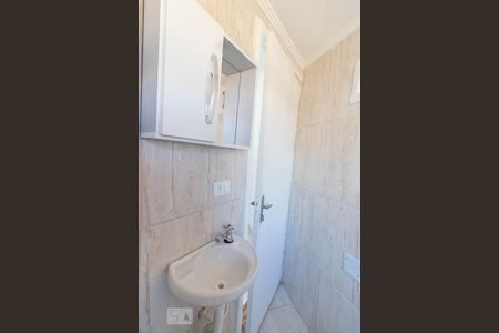 Apartamento para alugar com 60m², 2 quartos e sem vagaBanheiro