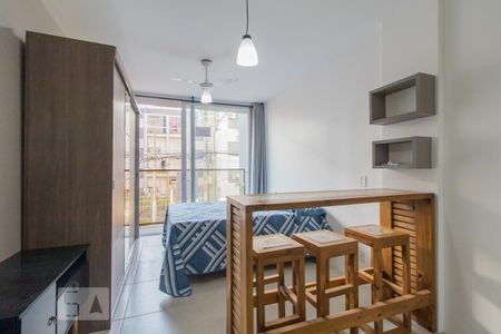 Sala/Cozinha de kitnet/studio para alugar com 1 quarto, 35m² em Pátria Nova, Novo Hamburgo