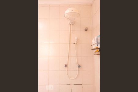 Casa para alugar com 240m², 3 quartos e 2 vagasChuveiro