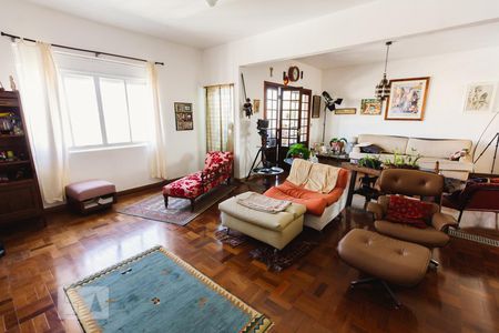 Apartamento à venda com 260m², 3 quartos e 2 vagasSala