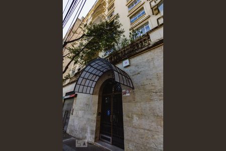 Apartamento à venda com 260m², 3 quartos e 2 vagasFachada