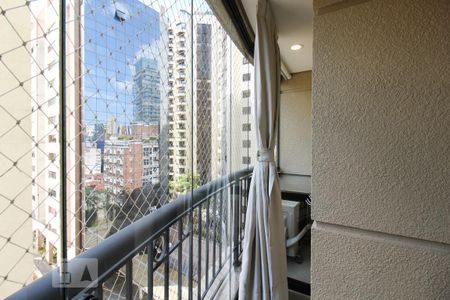Varanda da Sala de apartamento para alugar com 1 quarto, 40m² em Vila Nova Conceição, São Paulo