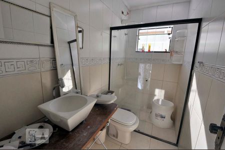 Casa para alugar com 180m², 4 quartos e 4 vagasBanheiro Social 