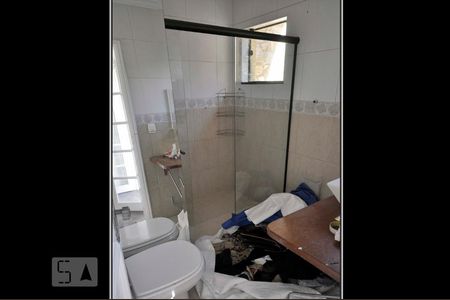 Banheiro da Suíte  de casa para alugar com 4 quartos, 180m² em Jardim Ester, São Paulo