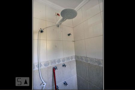 Chuveiro Elátrico  de casa para alugar com 4 quartos, 180m² em Jardim Ester, São Paulo