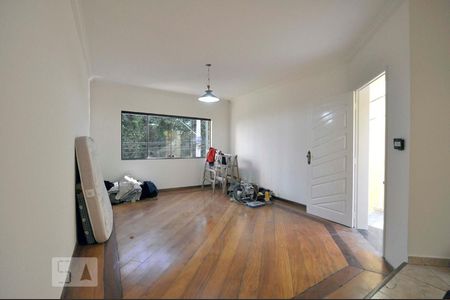 Sala de casa para alugar com 4 quartos, 180m² em Jardim Ester, São Paulo
