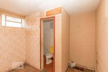 Casa à venda com 138m², 3 quartos e 2 vagasQuarto de Serviço