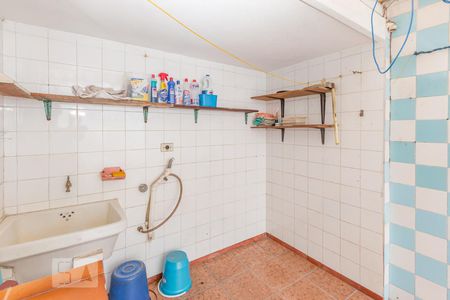 Casa à venda com 138m², 3 quartos e 2 vagasLavanderia