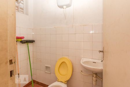 Casa à venda com 138m², 3 quartos e 2 vagasBanheiro de Serviço