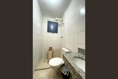 Apartamento à venda com 47m², 2 quartos e 1 vaga Apartamento à venda com 47m², 2 quartos e 1 vagaBanheiro