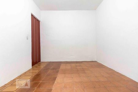 Sala/Quarto de casa para alugar com 1 quarto, 100m² em Jardim Itapemirim, São Paulo