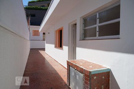 Casa à venda com 264m², 3 quartos e 4 vagasQuintal
