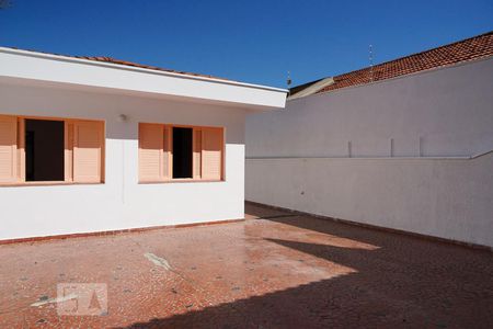 Casa à venda com 264m², 3 quartos e 4 vagasQuintal