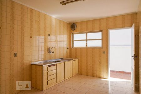 Casa à venda com 264m², 3 quartos e 4 vagasCozinha