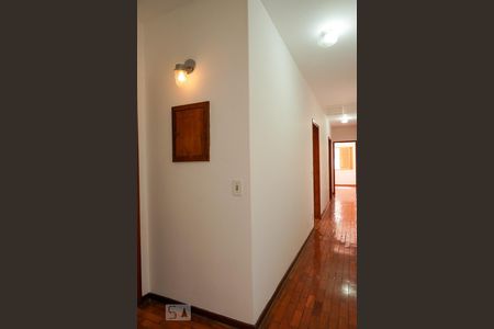 Corredor de casa à venda com 3 quartos, 264m² em Alto da Lapa, São Paulo