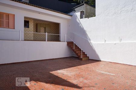 Casa à venda com 264m², 3 quartos e 4 vagasQuintal