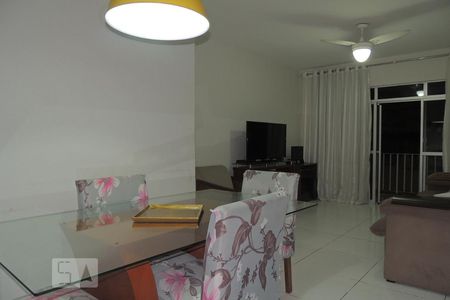 Sala  de apartamento à venda com 2 quartos, 90m² em Taquara, Rio de Janeiro
