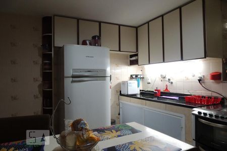 Apartamento à venda com 90m², 2 quartos e 1 vagaCozinha 