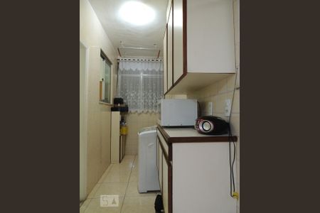 Apartamento à venda com 90m², 2 quartos e 1 vagaCozinha 