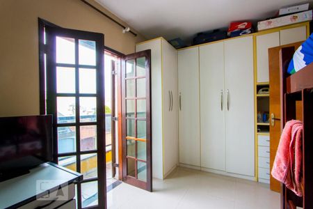 Casa à venda com 396m², 4 quartos e 8 vagasQuarto 2