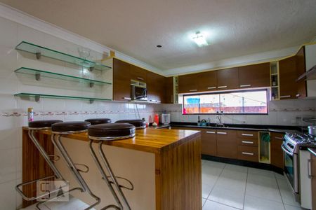 Casa à venda com 396m², 4 quartos e 8 vagasCozinha
